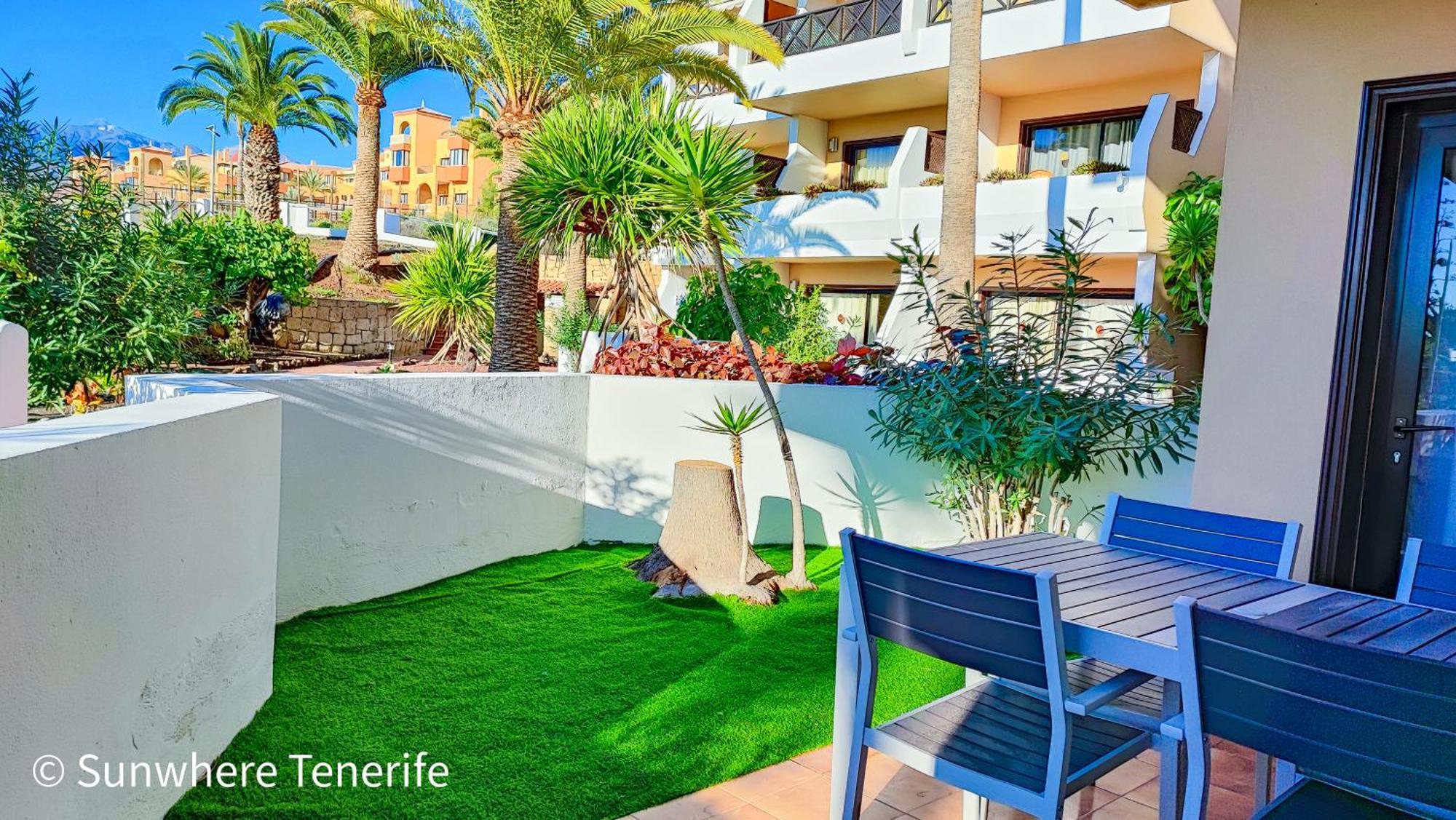 Spacious Apartment With Private Garden In Tenerife South San Miguel de Abona Bagian luar foto