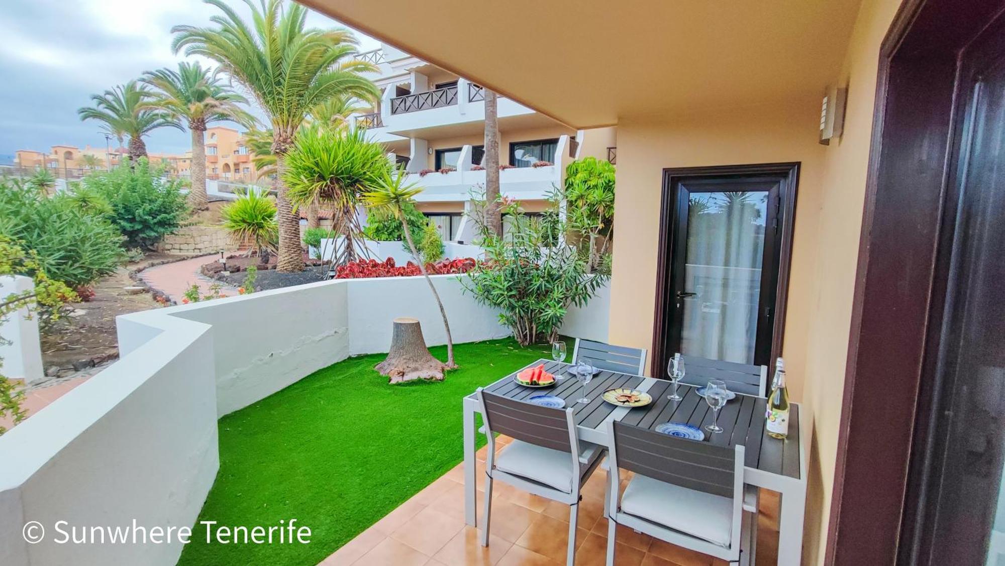 Spacious Apartment With Private Garden In Tenerife South San Miguel de Abona Bagian luar foto