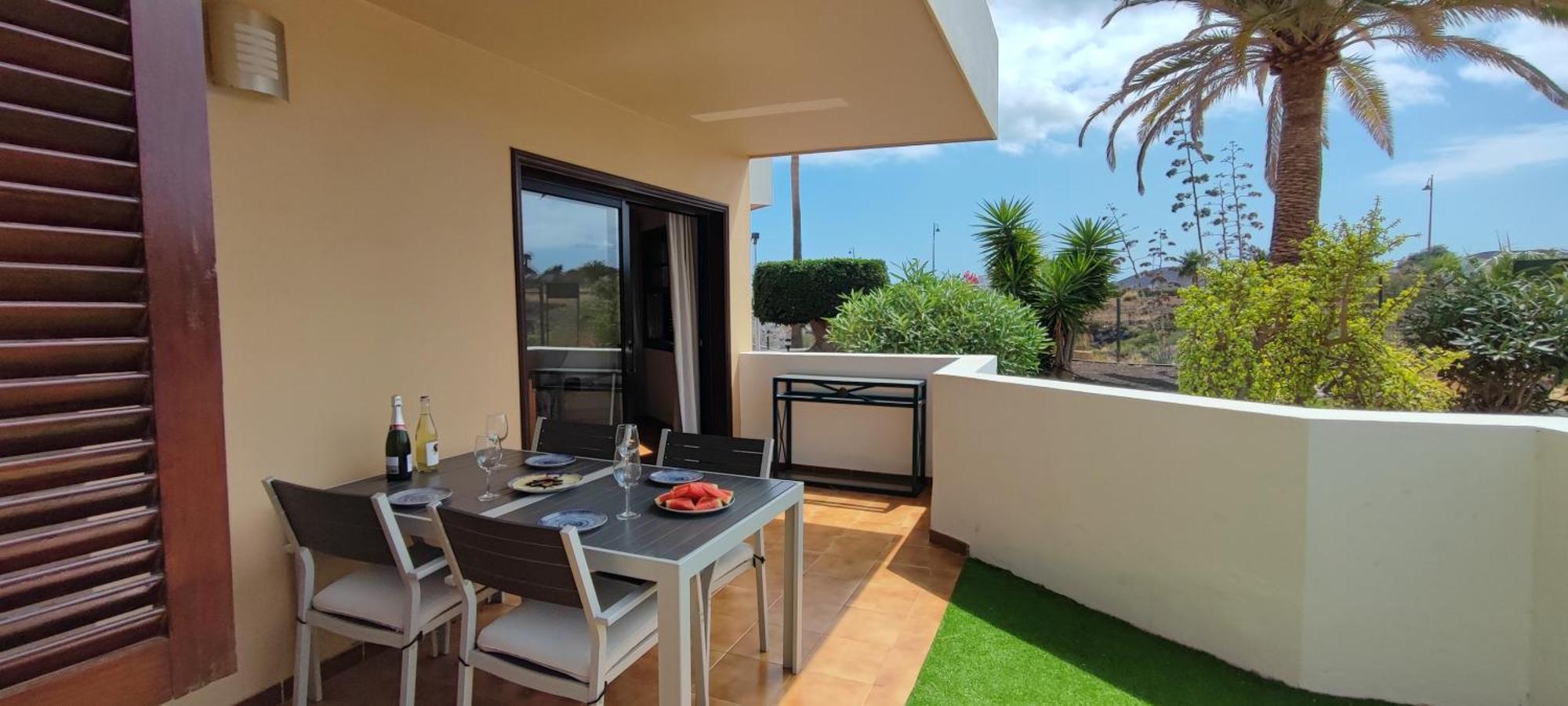 Spacious Apartment With Private Garden In Tenerife South San Miguel de Abona Bagian luar foto
